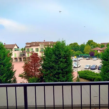 With One Bedroom In With Wonderful City View And Balcony Апартаменты Villanova d'Asti